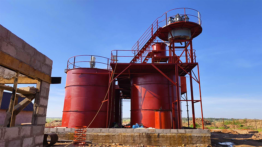 Leaching-Tank-contact